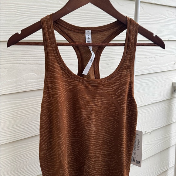 lululemon athletica Tops - NWT Lulu lemon - Swiftly Tech RB Tank 2.0